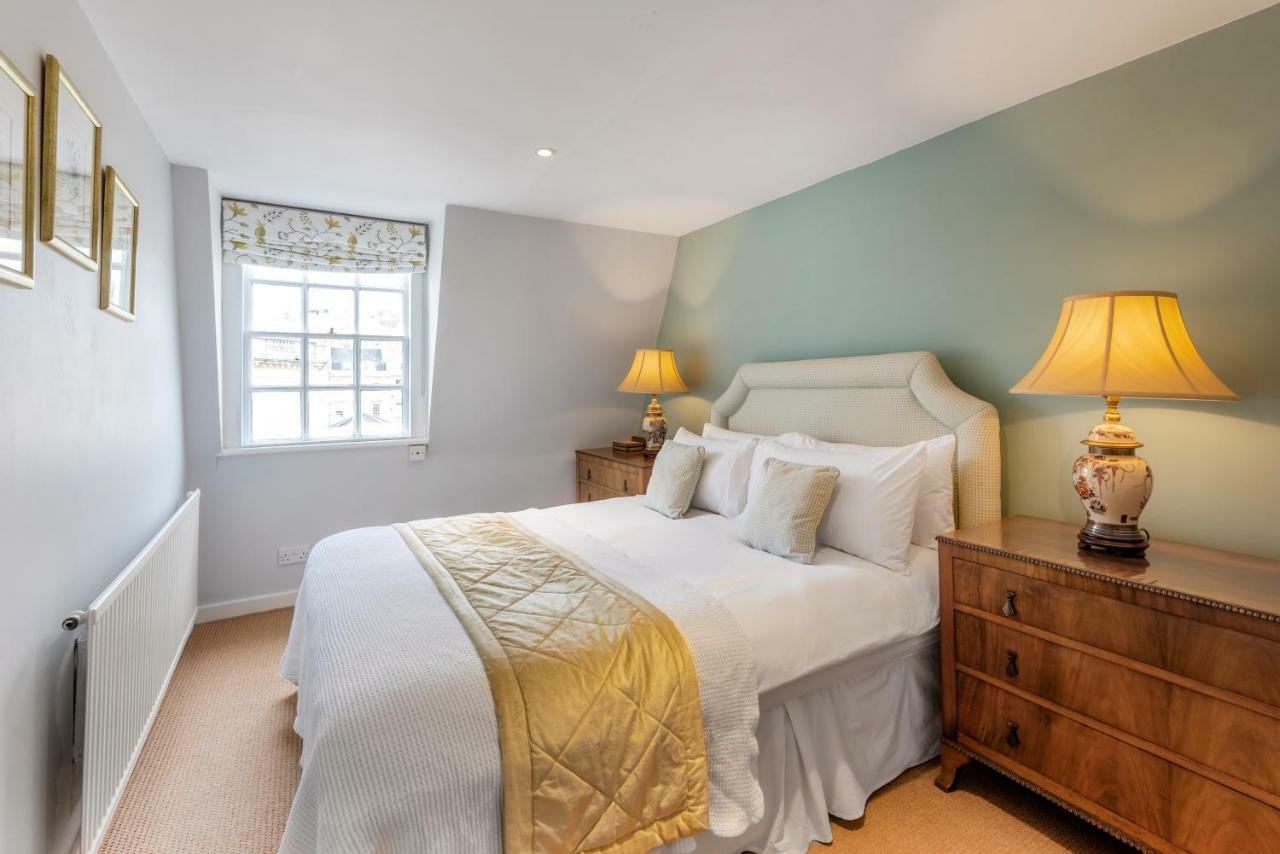 Central Bath Near The Circus With Parking Apartment Exterior foto